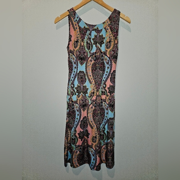 Essentials by Milano Paisley Sleeveless Dress - size small - Picture 2 of 6